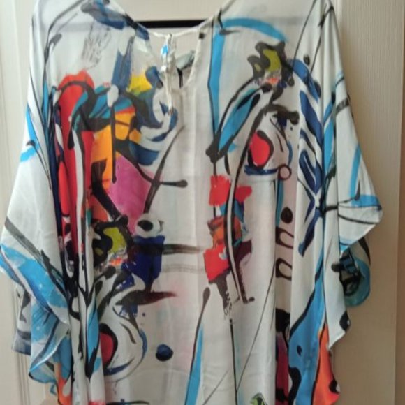 Dolcezza Top or Beach Cover - Picture 1 of 13